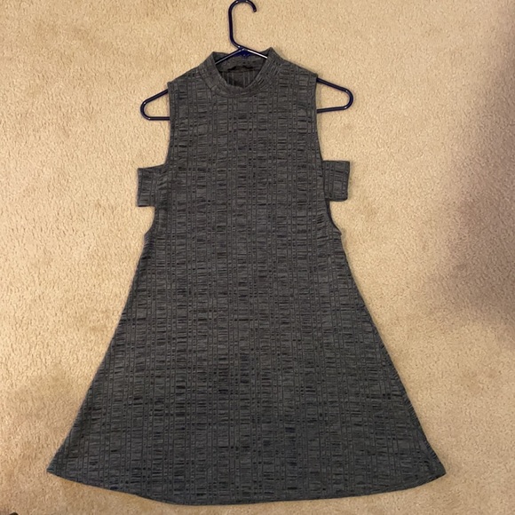 Top/dress - Picture 2 of 5